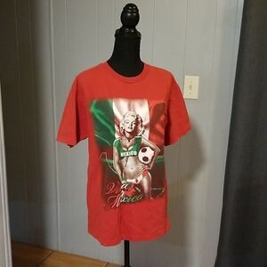 Marilyn Monroe Viva Mexico T-shirt red Green medium